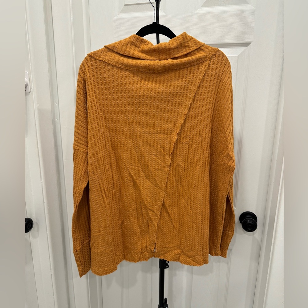 Free People Thermal - Picture 3 of 7